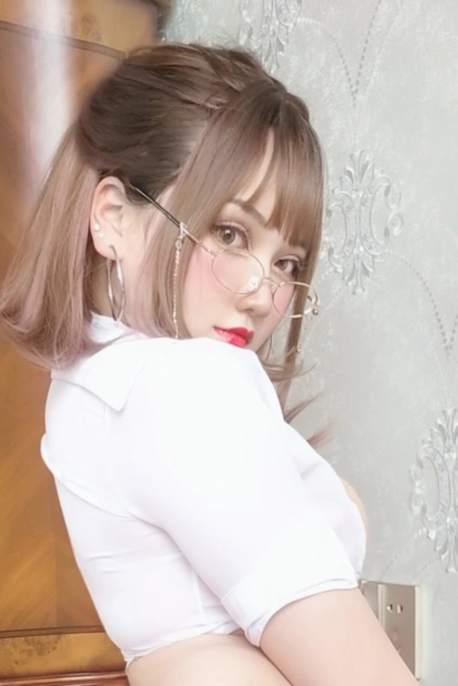 夏鸽鸽不想起床 – 写真合集下载